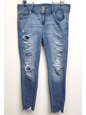 Torrid 18T Super Soft Distressed Ripped Skinny Jeggings Jeans 18 Tall